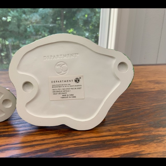 Department 56 Accessories Snow Village Summertime Family Picnic (Set of 3) - Picture 6 of 8